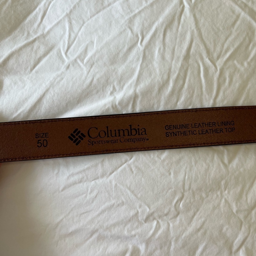 Columbia Genuine Leather Men’s Brown Belt Logo Buckle Size 50. - Picture 4 of 6